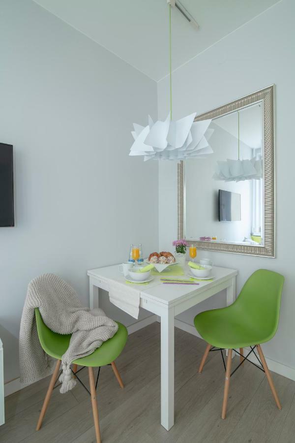 Wlr Apartments - Marszalkowska ワルシャワ エクステリア 写真